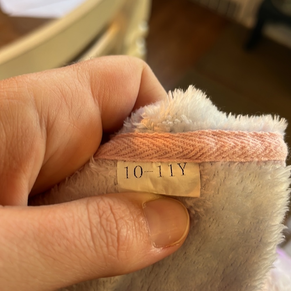 Fuzzy Unicorn Robe - Picture 3 of 3